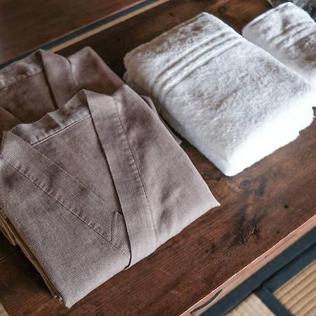 ひねもす101:宇野駅から車で5分 直島へ 最大8名様 古民家 Leilighet Tamana Eksteriør bilde